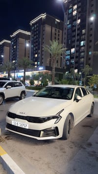 موديل ٢٤ • ماشيه ٦٠ الف • خليجي