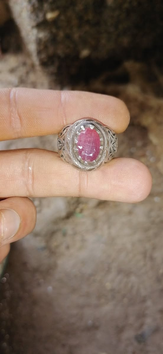 ياقوت افريقي قديم كلش حجر كامل مملعوب بي قطعة قديمة كلش شرط طبيعي اصلي صياغة فضة عيار ١٠٠٠ ثقيل صياغة يدوية قطعة نوادر


**إذا كنت صاحب هذا الإعلان وتريد حذفه لأي سبب، رجاءا أرسل رسالة إلى الدعم الفني**