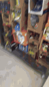 سلام عليكم اسواق للبيع مكان الغدير مجاور مطعم الاماكن الاستفسار ***********
