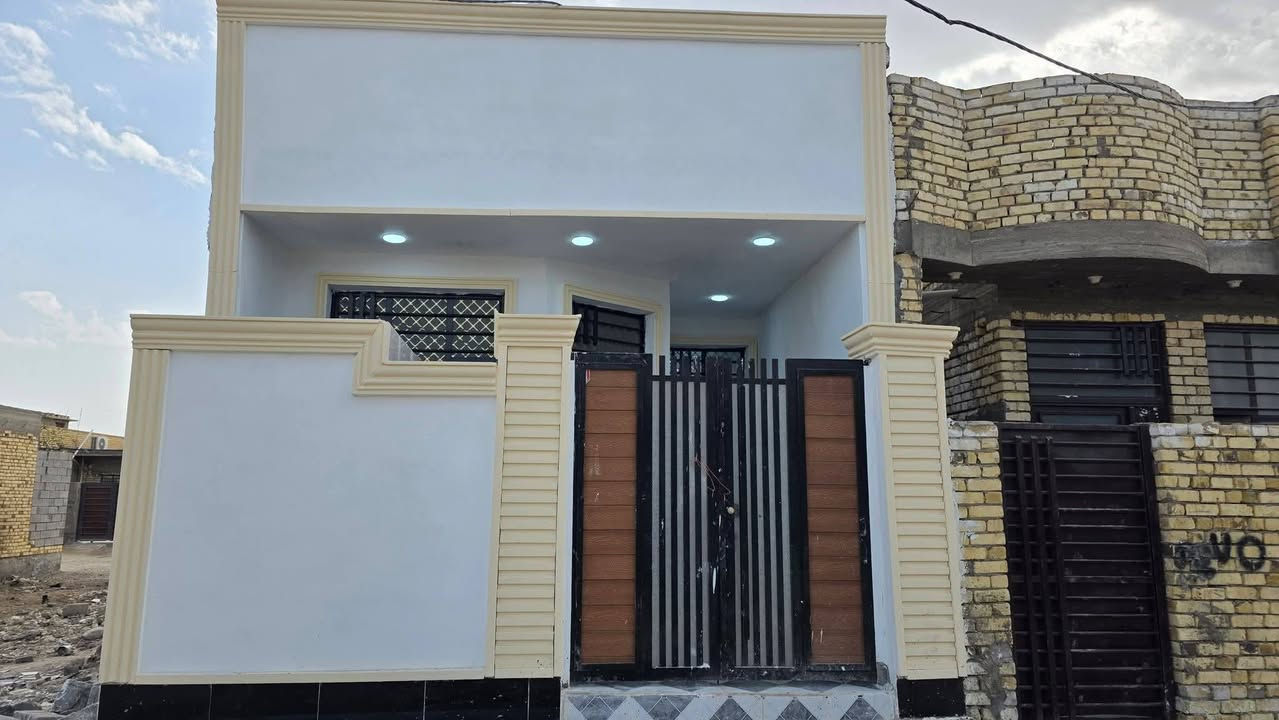 مشتمل للبيع كوت  حي الحكيم شارع زرزور بناء حديث 100 متر طابوق يتكون من غرفه نوم مطبخ استقبال هول ام رقم من قبل البلديه خدمات كامله ماي كهرباء مدارس السعر المطلوب 39 وبيها مجال لشراي


**إذا كنت صاحب هذا الإعلان وتريد حذفه لأي سبب، رجاءا أرسل رسالة إلى الدعم الفني**