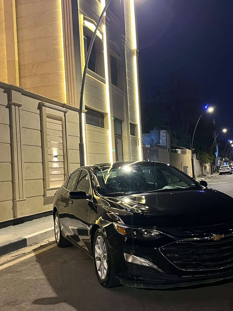 رقم معوقين بصره مميز
 المواصفات:
 ▪️المحرك: 1.5 لتر تيربو (1500 CC)
 ▪️  فئة LT
 ▪️بصمة تشغيل 
 ▪️ تشغيل عن بعد 
 ▪️بصمة ابواب 
 ▪️ شاشة لمس 8 إنش (عربي)
 ▪️ كاميرا خلفية
 ▪️تحكم ستيرن 
 ▪️ بلوتوث + USB + أبل كاربلاي / أندرويد أوتو
▪️مكيف أوتوماتيك ( قطعتين )
▪️ هيتر كراسي  
▪️ كرسي السائق تحكم كهرباء
▪️مصابيح LED نهارية لايت عالي ناصي زنون
▪️أنظمة أمان : ABS + الثبات الإلكتروني + وسائد هوائية
▪️ شاشة اعطال 
▪️ حساسات ضغط هواء الاطارات 

 🔴 المحرك والكير  والصدر في حالة ممتازة 

 سعر 140 وبيها مجال  
 • السيارة نظيفة جداً من الداخل والخارج 
مكان السياره البصره الطويسه وأي استفسار تعال خاص وتدلل 
للتواصل ***********
وتساب  078303016
