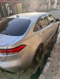 كورلا 2024 كاتي فول مواصفات SE بلاك   ماشية 11 الف ميل  اخت الزيرو    ...