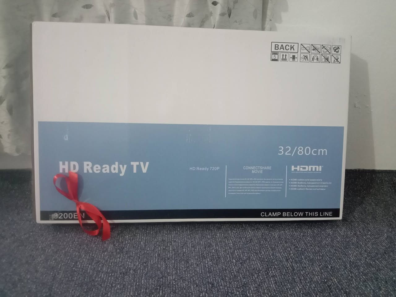 تیلەفزونەک بێ عیب بەردەستە تەنها لسەر انتیرنیت پێ نابیت بەکارنەهاتویە هێشتا لە کارتونە مارکایHD Ready Tv نرخ 100هزار رەقم موبایل***********
