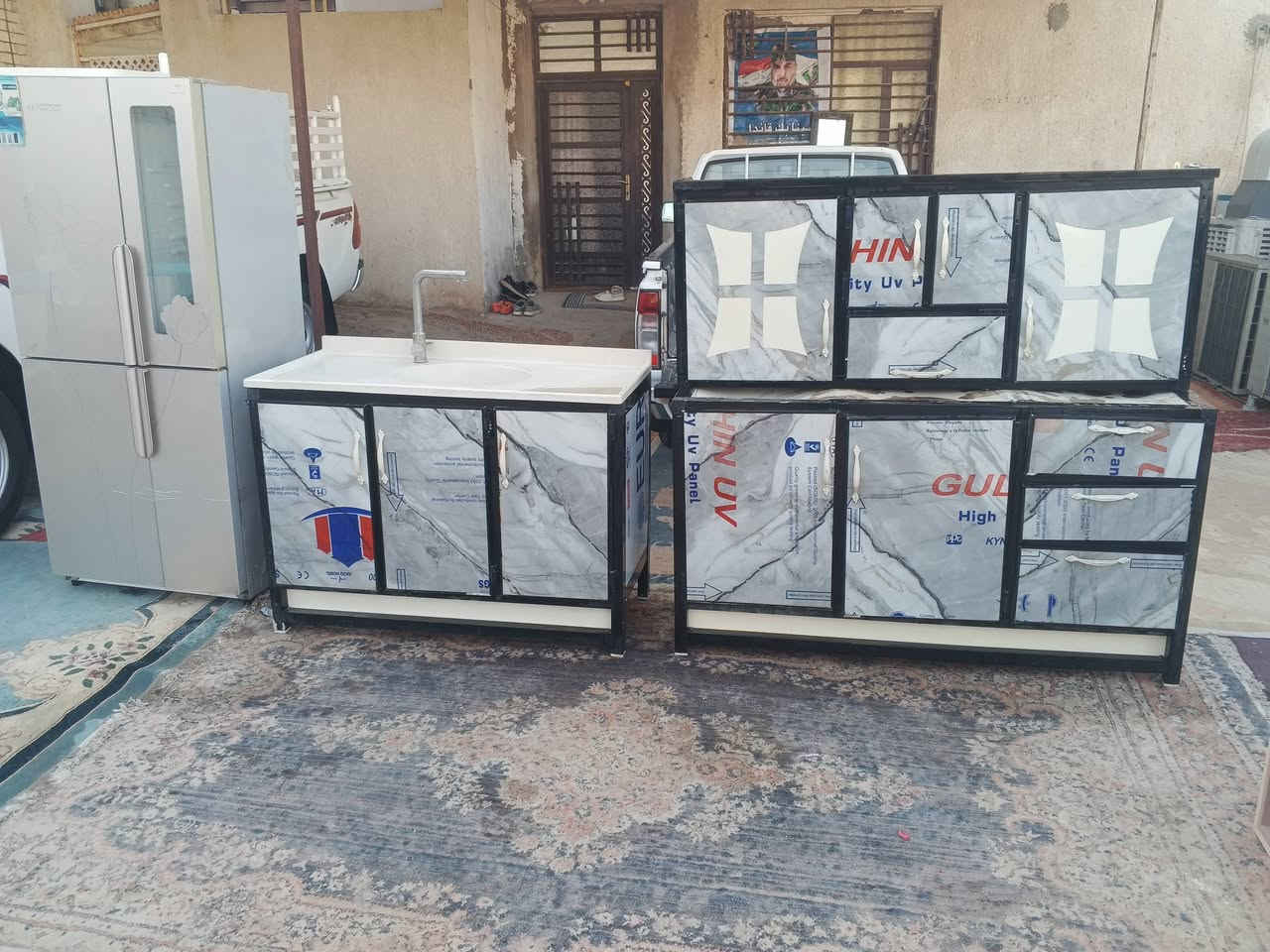 السلام وعليكم لبيع غراض كلهن نضيفات وشراي يراسل ويتصل خادم مكاني حي اور سبع قصور  شارع ابو علي يم جامع لحمزة ***********
