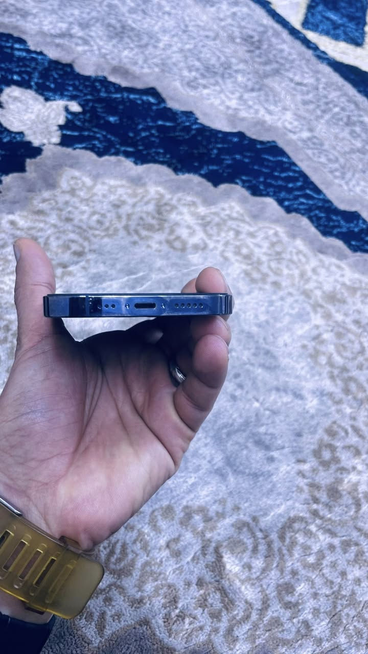 ايفون 14برو 
ذاكرة 256
بطارية 85
نموذج M
السعر 675الف
الهاتف ***********
