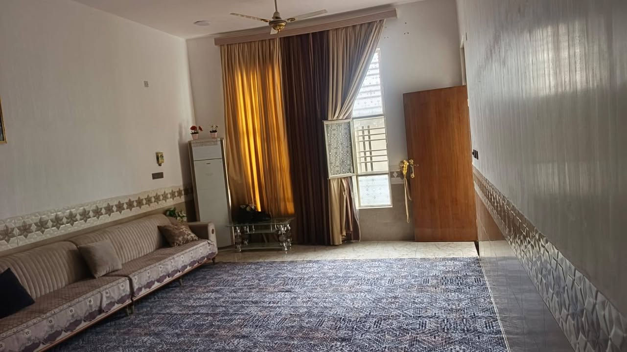 دار للبيع طابو صرف
الموقع العربية يم مدرسة الطالبين
المساحة 250
بناء 2025 
عدد الغرف4 
و5 حمامات
طابقين
للأستفسار الاتصال على الرقم
‏‪***********‬‏
