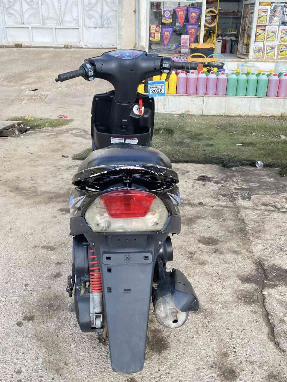 ماكس عدله للبيع دراجه كامله سلف هندر كهربائيات كلها شغاله اوراق عوزها بس كابريتر شويه تخربط من وره الكابريتر سعرها 600 وبيها مجال ***********
