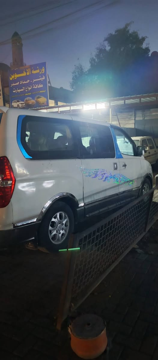 للبيع ستاركس موديل 9السعر125رقم الهاتف***********مفتوح محرك
