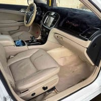 لبيع كرايسلر  موديل 2013 وارد خليجي بيها رشات صبغ تجميل وبيها حزام تحو...