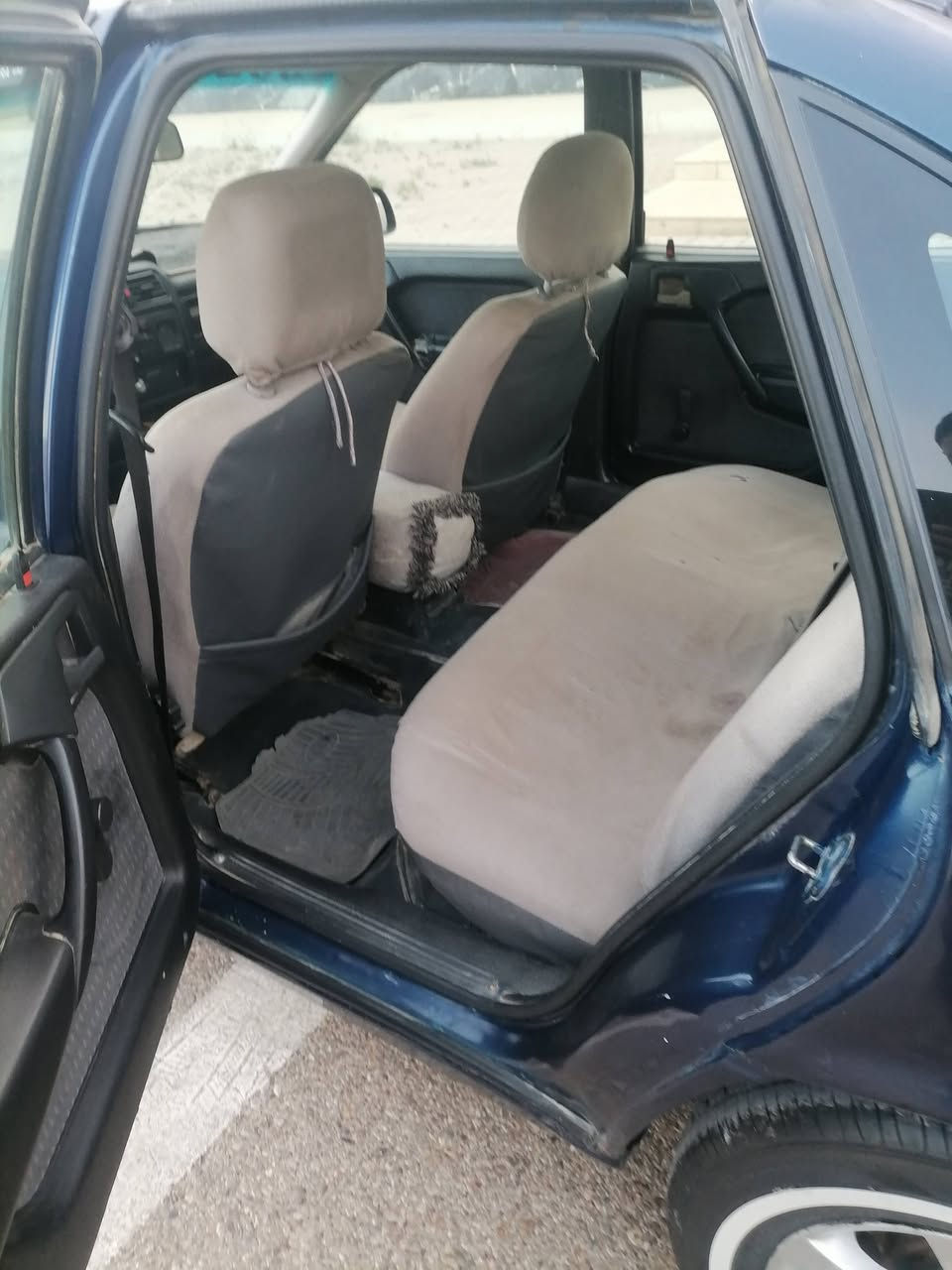 السلام عليكم فكتره لبيع موديل 92  محرك  1800 رقم انكليزي بغداد شرط تحويل التفاصيل تصل على هذا رقم ***********
