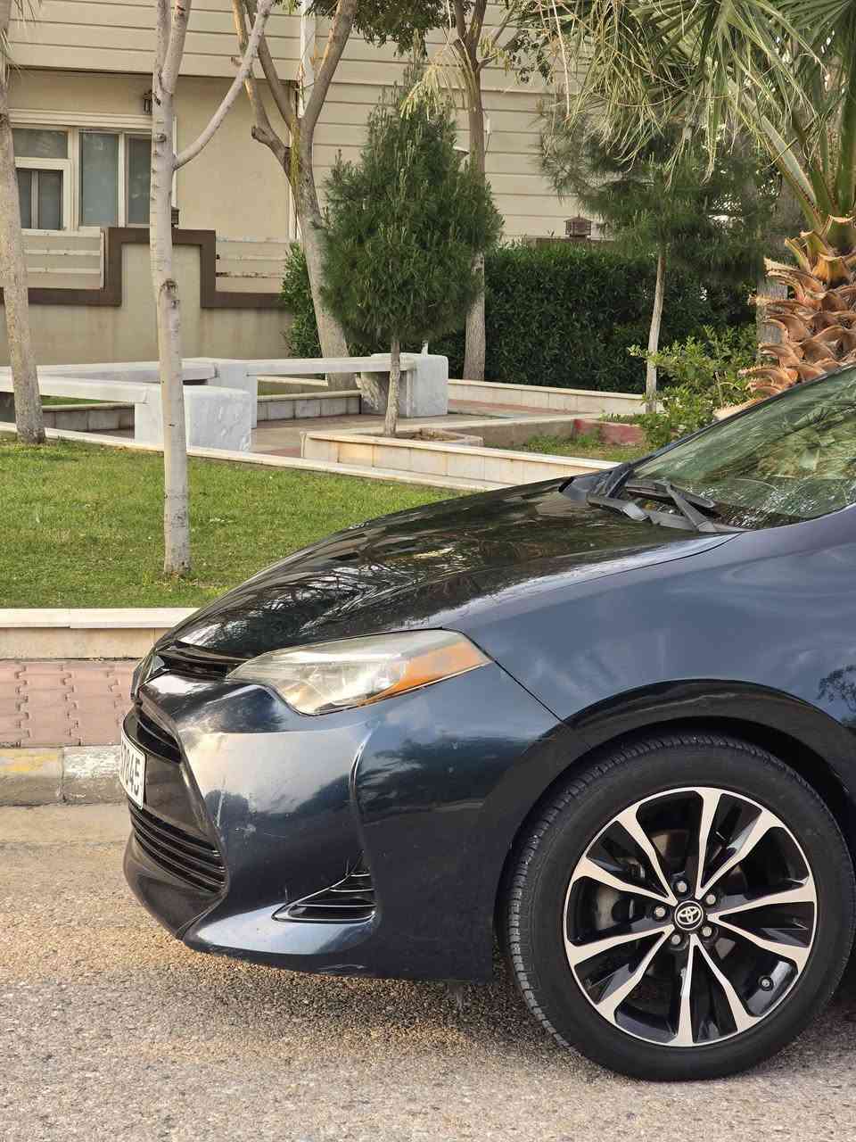سلام عليكم
كورلا موديل  2018 LE
وارد امريكي 
ماشيه 92 ميل 
سياره رقم اربيل الجديد 
سياره بدون ضربه السونار موجود بالمنشور 
السياره بيهه السقف شويه جارده 
 والصور موجود
تخم تايرات جديد
السعر 135
مكاني خانقين ديالى 
رقم هاتف 
***********
