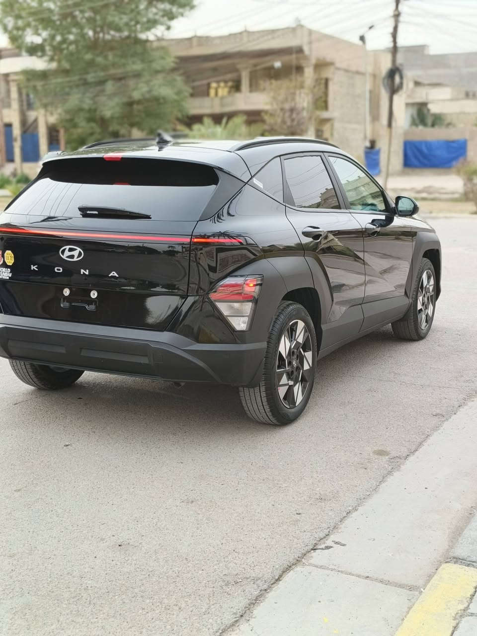 هيونداي كونا وارد امريكي 2025 (بدون رقم) محرك 2000 دوش دخول جديد بدون ايرباك ممشاها 25 mil مواصفات رادارات توقف ذاتي تحكمات انظمه تشغيل عن بعد شاشه متصلة ويل كب كروم كاميرا دواره كشن كهرباء هند بريك كهرباء تبريد خلفي امامي تربيد منفصل جلد لونين مسوي بالاردن مواصفاتها هوايه ومعروفه حادثها فقط البنيد تصلح نفسه نفسه لا شاصي ولا لغد كفاله ليبل واحد السياره بالواقع احلى من الصور بهوايه مكاني بغداد الغدير ساحه ميسلون 
‏*********** ملاحظه بدون رقم السيارة نزل رقم 2 بالتعليقات لمعرفة السعر
