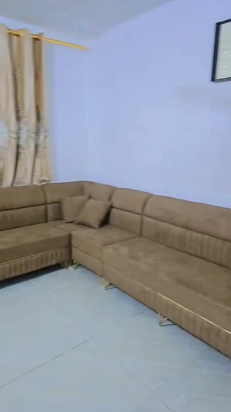 ديوان عشر مقاعد اخو الجديد بشارع ستين  اي ستفيار ع رقم ابودشير شارع الظغط 
***********
