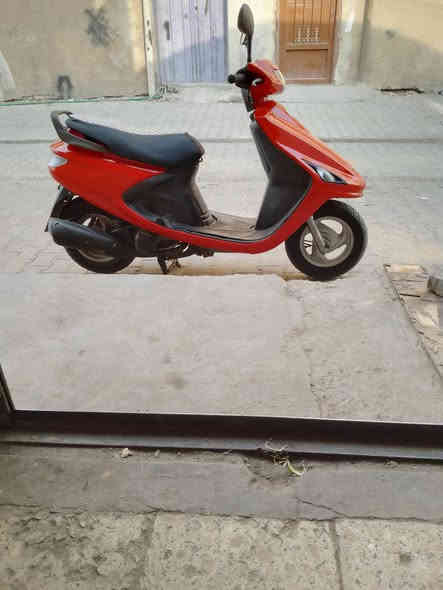 دراجه البيع لشراي يخابر على رقم راعيه وخادم ***********
