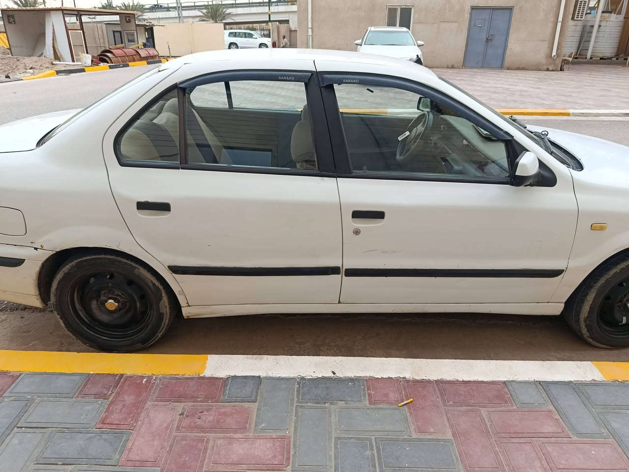 السلام عليكم 
سمند موديل 2010 
سيارة كامله ما بيها نقص 
شكلها مثل ما موضح بالصور
مكينة جديدة لا تنقص ولا تبخر
حداديه كامله
كهربائيات شغالة
تبريد شغال 
كير شغال
السعر 35 وبيها مجال
سيارة مال جناي حلوة ونضيفة 
 رقم قادسيه مشروع وطني 
ما بيها لا غرامات ولا شي ثاني 
مكان صاحب السنويه  بالمسيب شوكت متريد تداور يجيك 
***********
***********
