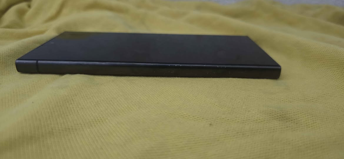 للبيع سامسونج S24 Ultra بلادي

الجهاز أصلي.

X

شريحة فعلية وحدة + SIM.

مفتوح على جميع الشبكات.

ما مفتوح ولا مصلح ولا داخل صيانة.

كلشي بيه شغال طبيعي.

ملاحظة بيه ضربة بجلاس الشاشة فقط، مثل ما مبين بالصور ما مأثرة على الشاشة ولا على البكسلات، لكن بصمة الإصبع ما تشتغل بسبب ضربة الجلاس غير هذا كلشي شغال طبيعي

والكاميرات ممتازة.

السعر : 725 ألف سعر قفل

الموقع بغداد - البياع.

للتواصل : *********** بغداد, العراق
