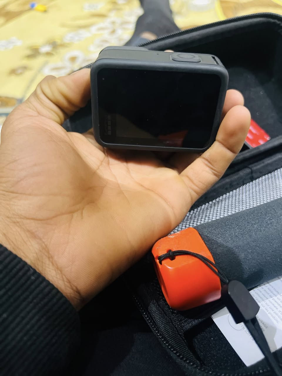 سلام عليكم كامره كوبرو 13برو السعر450 خاليه من الضرر الكامره صاره اسبوع من مشتريه بيه مجال قليل حك الجيه وياه 2بطاريات +استان تصوير عالي وستان صغير معه حقيبه مكاني ديوانيه مركز معه كارتات ضمان


**إذا كنت صاحب هذا الإعلان وتريد حذفه لأي سبب، رجاءا أرسل رسالة إلى الدعم الفني**