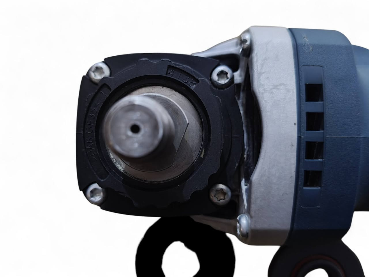 كوسرة استعمل يومين أقسم بالله 
مال امزون اصلية جديدة اجت بالكارتون
الي يعرف بالحدادة يعرف هاي الكوسرة شنو
40 قفل ابيع فقط للي من واسط
(المكان كوت)
***********
