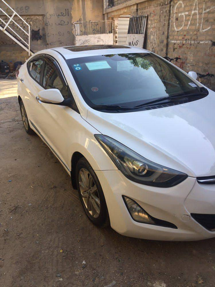 النترا موديل 2015 خليجي بيها صبغ جاملغ خلفي والباب جهة السايق والدعامية الامامية بدون حادث اثر شخوط مواصفات فتحة اشاير بلمري تحكمات قطعتين تبريد شاشة مري شفط مكينة 1800دوش جاهزة من كلشي رقم بغداد الجديد  السعر115 بيهة مجال بسيط الرقم *********** العنوان بغداد ساحة عدن غير متواجد عل الفيس الشراي يتصل
