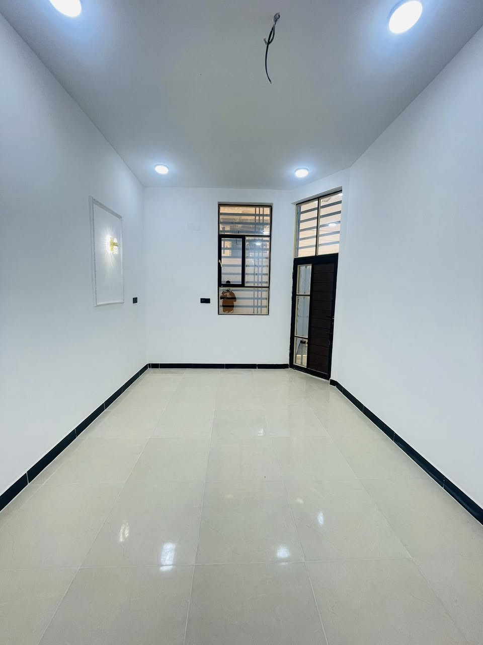 سلام 🙋‍♂️ 

#دار_مساحه_١٠٠_م مربعه

طابو زراعي سند ٢٥ صرف

النجف #ملحق ميسان خلف سكله الكرعاوي 
السعر ٤٧ مع المجال 
بناء ممتاز 
بناء ممتاز 

درجه اولى ) 
 ***********
