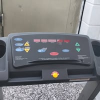 جهاز جري للبيع نظيف يتحمال اوزان 160 جبلي يشتغل  السعر 250 خابر وتدلل ...