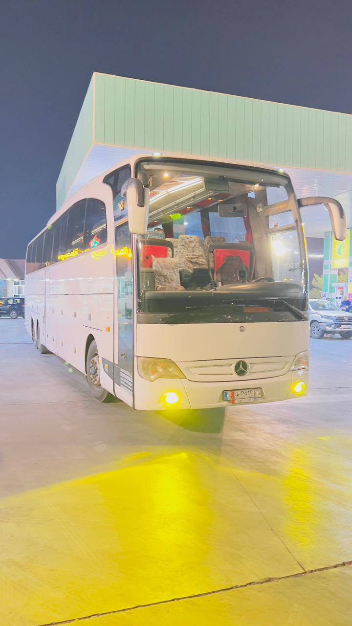 السلام عليكم باص ترافكو للبيع موديل 2014  واقع حال بغداد كير مكينة كفالة تخم تاير مقدم جديد قبل شهر فاتحة عدد الركاب 60 المكان النجف ‏‪***********‬‏
