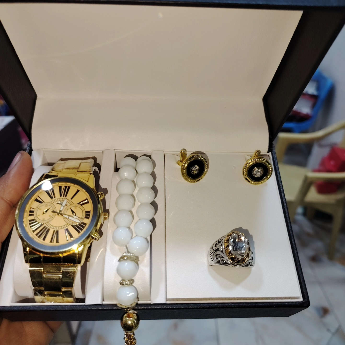 متوفر في مكتبة الاساور 
الفلوجة جبيل قرب مدرسة الزيتونة
***********
@أبرز المعجبين 
مكتب الاساور
