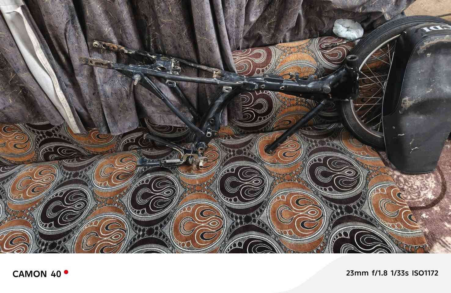 سلام عليكم. شاصي صولي بس ورقت الم كتبه ماهيه سعر 225وبي مجال ابو 100لا طب طلع كبل  شيال ربع


**إذا كنت صاحب هذا الإعلان وتريد حذفه لأي سبب، رجاءا أرسل رسالة إلى الدعم الفني**