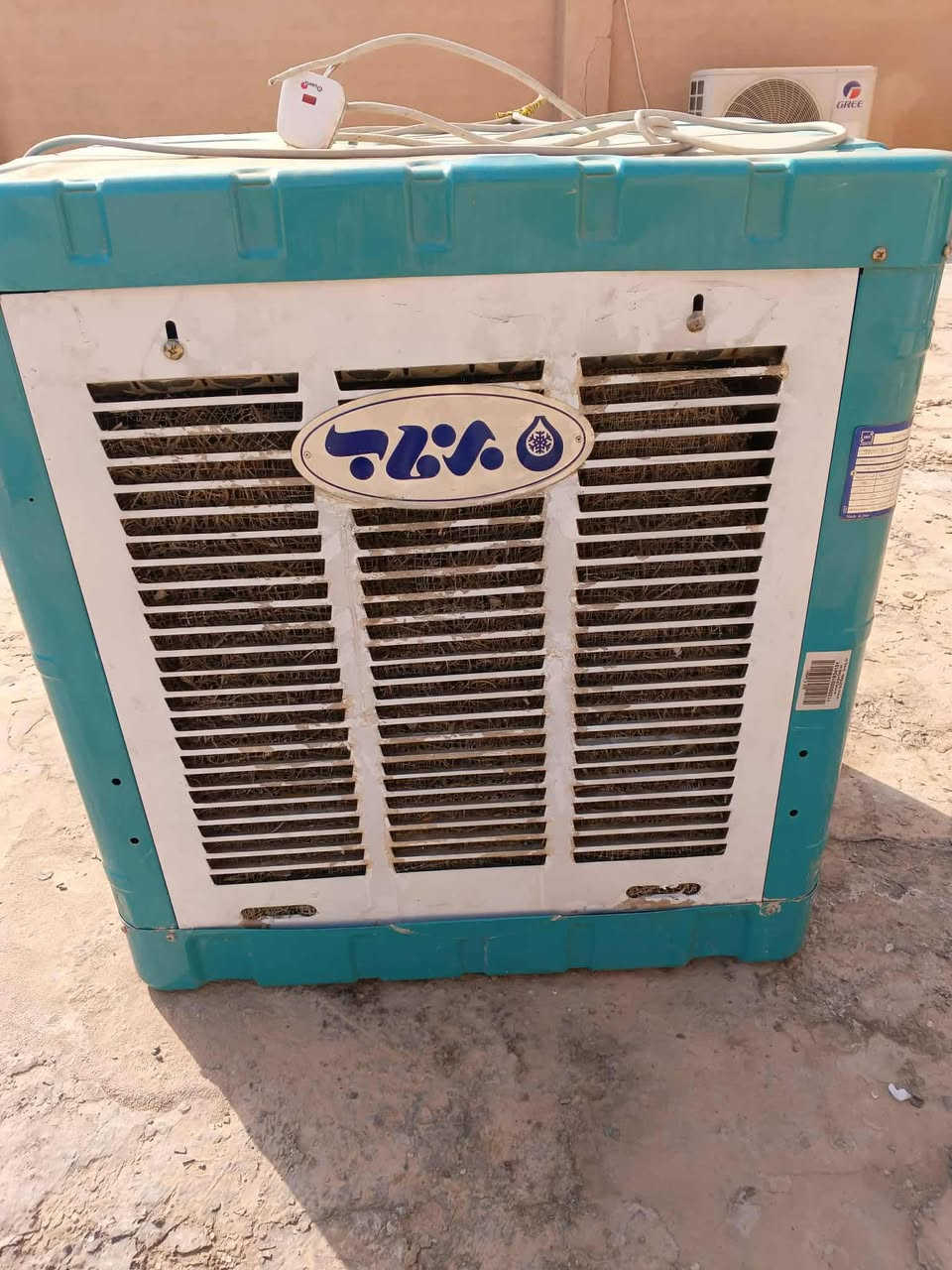 سلام عليكم مبرده البيع مشكلته بس هاي مثل ما واضح بل فيديو وهيه تصعد ماي وثلج مشكلته بصيطه كلش السعر 70 مكاني كربلاء سيف سعد مقابيل جامع كربلاء


**إذا كنت صاحب هذا الإعلان وتريد حذفه لأي سبب، رجاءا أرسل رسالة إلى الدعم الفني**