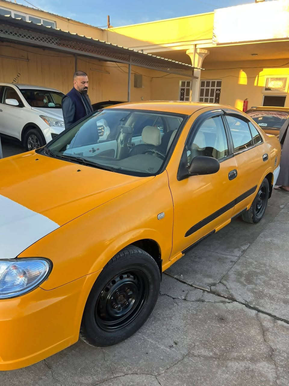 سني 2010بيضه مصبوغه صفره جاهزه من كلشي معروضه 70 وبيها مجال او مراوس
رقمي للتواصل ***********
