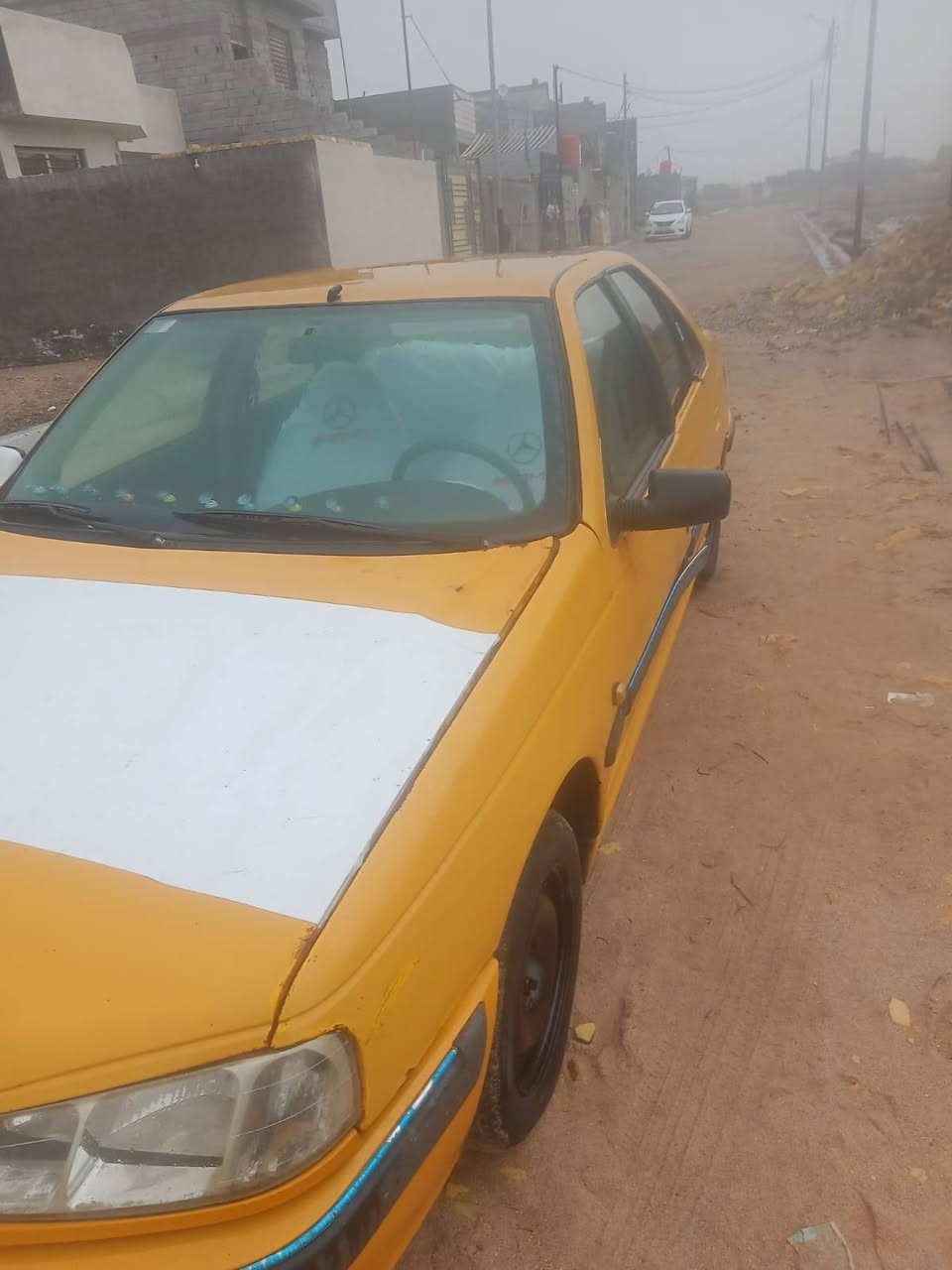 السلام عليكم بيجو بارص للبيع موديل 2015 مكينة كير كلشي ما بيها ملكطة دوير بيها فقط السعر 30 وبيها مجال العنوان البصرة ابو الخصيب قرب مدينة الاندلس الرقم  ***********
