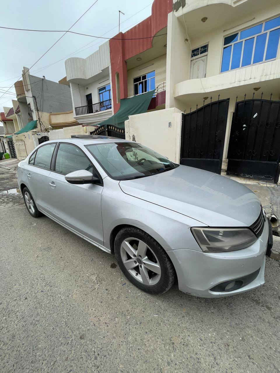 جيتا خليجى مەکینە٢٠ بێ تۆربۆ مۆدێل 2012سلایت سوکان ڤۆلێوم بێ بۆیاخ تەنها کەمێک ساردی هەیە بێ ناو گرتن سەنەوی ژینگەی تازەیە توندوتۆلە بەناوی خۆمانە
نرخ ٩٨ورقە
تەلەفون+ڤایبەر+واتس ئاپ *********** أربيل, العراق
