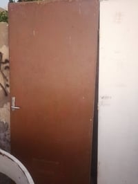 ابواب خشب • باب خشب • ابواب • باب • خشب • ابواب نضيفة
