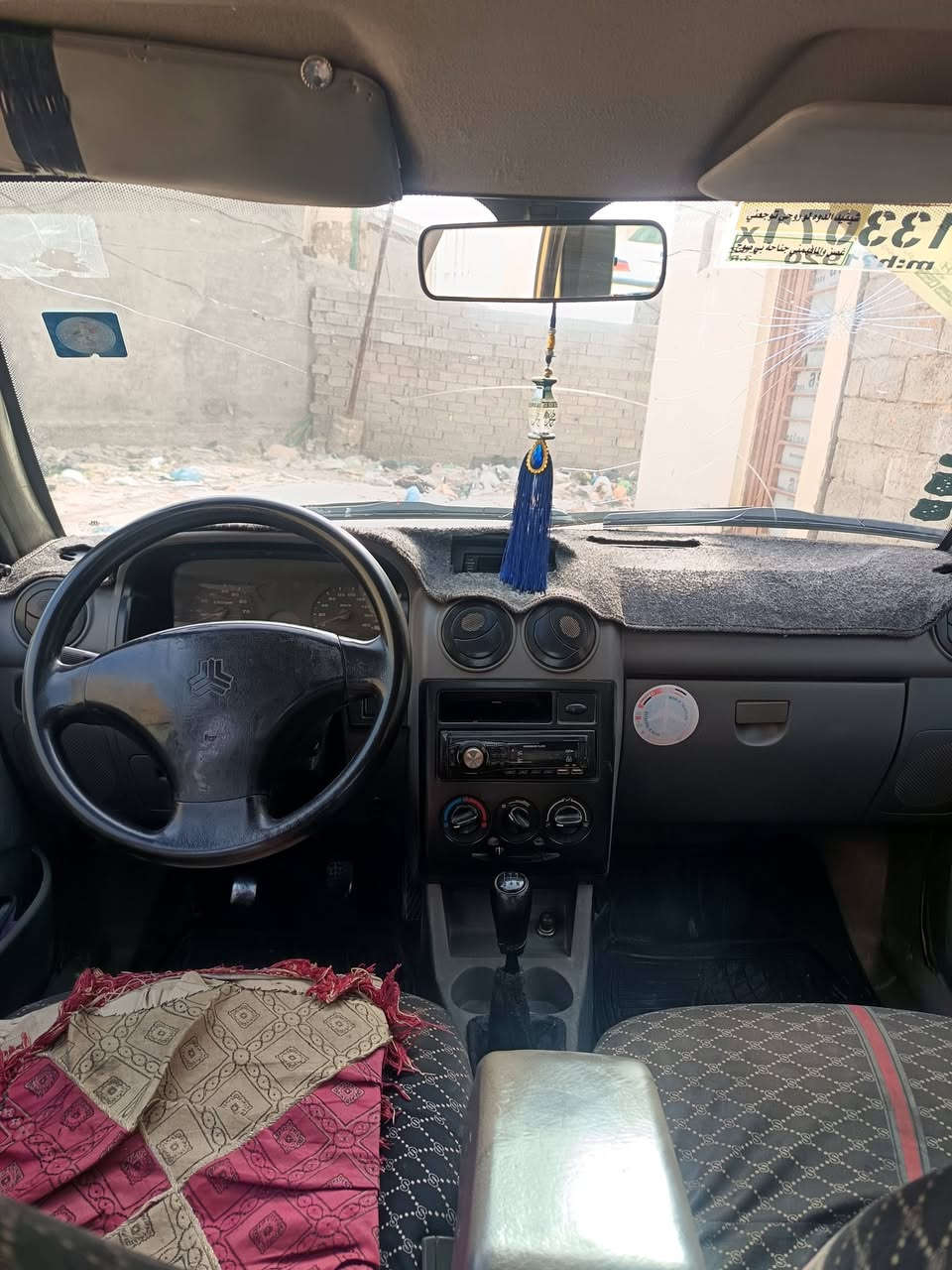 سلام عليكم سيارة سايبة للبيع موديل  14 كير كفاله محرك خيط بخار حداديه جديده شواصي حلوات  سنويه لل29 مشورع وطني    مصفر هيئة  غرامات   مكاني نجف سعر 28 الموبايل ***********
