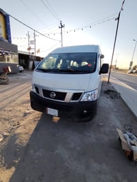 نيسان البيع موديل 16 سياره نضيفه خير من الله دوشمه جديده  +منضومه غاز ...