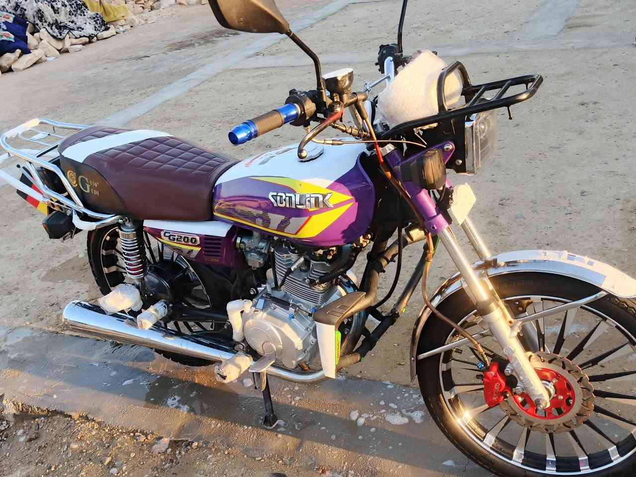 دراجة سولنك موديل 24 نضافه مثل ماواضح بلصوره سعر 825 وبيه مجال  ***********
