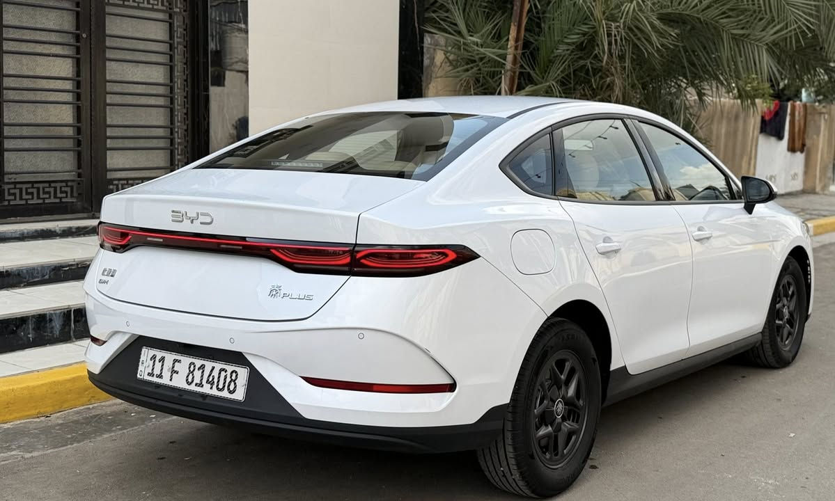 السلام عليكم
البيع كن بلاص بي واي دي 
ع ايدي زيرو اخذته وهسه ماشيه  حالياً  ( 4000 ) الاف الكلي
جديده لا شخط ولا نكشه ولا كلشي كفاله السياره
داخل ابيض مواصفات بي واي دي معروفه ميحتاج اذكرهن
الشراي وراغب بل شراء يتصل 
رقمي***********
