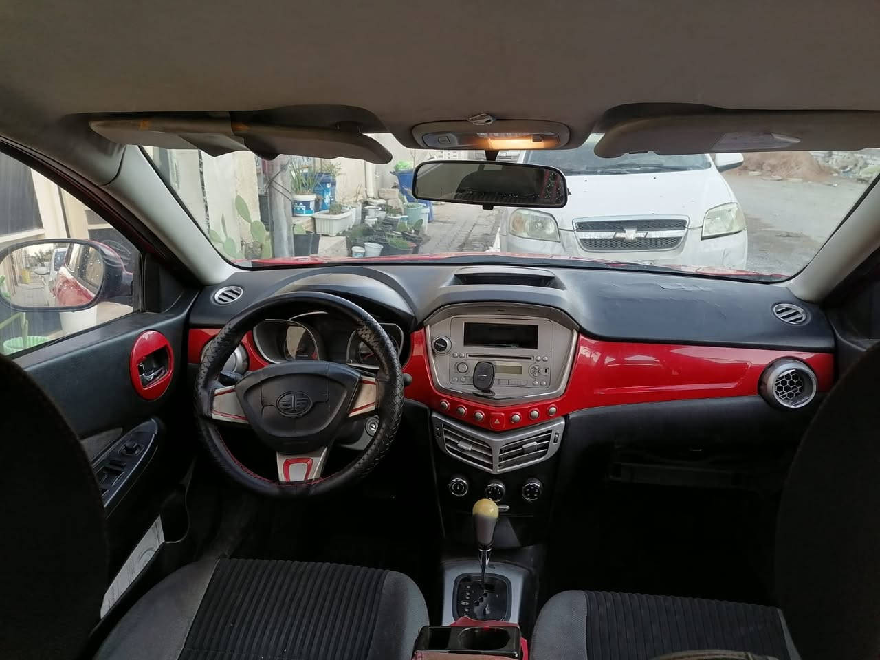 للبيع فاو اولي ٢٠١٥
جاهزه مكفوله بيهه بارد قليل فقط
كير اوتماتيك كير مكينه مال شركه 
تبريد تتفئه كلهه شغاله ما تخسر عليهه جاهزه
رقم بغداد دولي
السياره بسمي 
السنويه ل٢٧
هزه جديده 
مكان السياره النجف 
للستفسار  ***********
السعر ٥٣
