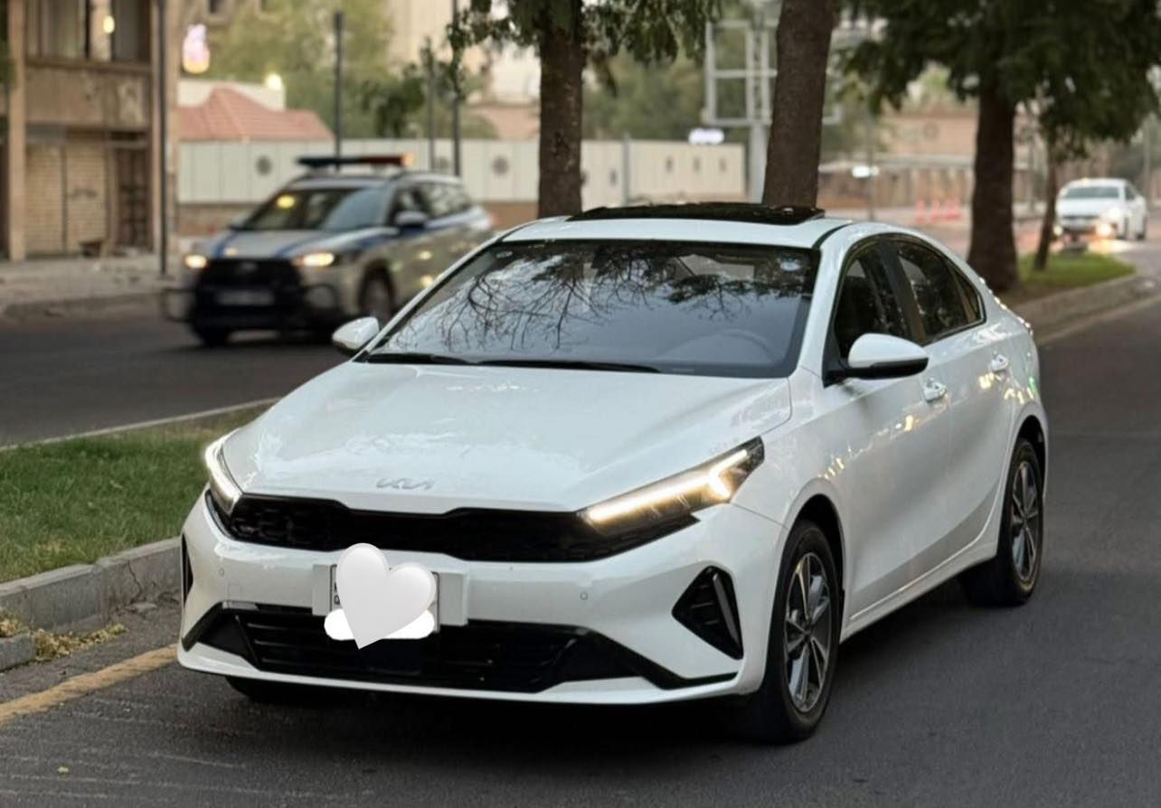 سلام عليكم  k3
فول موصفات موديل2022
 ماشيه 17 الف السيار

محرك1500 دبل نوزل     

السياره فول موصفات  

فتحه سقف بصمه

كشنات جلد 

تحديد سرعه

كامره دواره  تحكم بل كامره

عداد سرعه ديجتال

لايت اليدي زنون 3 عدسات + حجاب

شاشه اعطال

تبريد  مناخي

شحن لاسلكي

 4 دسكات ايبيسي

اشاير بل مري 

حساس ضغط الاطارات

كير طياره مع شاشه للنمر

ايرباكات ٦

AuTo HOL

هند بريك بصمه 

بصمه ابواب

رقم اربيل انكليزي ب اسمي السياره تريد تحويل تريد وكاله اني حاضر 

سعرها 140 ورقه وبيها مجال 
***********
