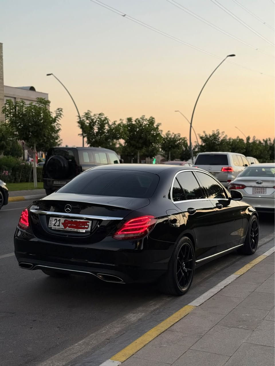 🚗 بۆ فرۆشتن

Marsedes C300 2016

✅ کلین تایتل
✅ بێ بۆیاخ دەعامیشی بۆیاخی نییە
✅ بێ پارچەگۆڕین
✅ بێ سارد
✅ تەنها یەک بەست کارتی هەیە
✅ فول فول مواسەفات بەس سلاید نییە
✅ ناوی کامل LED واتە AMG 63
✅ هەموو سێرڤسیکی کراوە
✅ یەک دینار مەسرەفی تێدا نییە
✅ ویلەکانی+عەتەر AMG یە
✅ڕاداری پێشەوەیە 
✅ئاوێنە فۆتۆ و شەفتە 
✅دەبڵ ماوسە
✅بەسمەیە
✅لایتی پێشو دوای کراوە بە مایباخ
✅مکەبەرەی burmester ئە
✅زۆر کەم ڕۆشتوە یەک دەست📍 ٨١,٠٠٠ کیلۆمەتر
💁🏻سەنەوی تازە تا ساڵی ٢٠٣١ بەناوی خۆمەوەیە 

ئۆتۆمبێلەکە لە هەموو ڕووێکەوە زۆر خاوینو تازەیەو نمونەیە لە جوانیا 

‏***********
مكان سليماني
Mercedes C300 موديل 2016

✅ كلين تايتل (Clean Title)
✅ بدون صبغ نهائياً (حتى الدعاميات أصلية بدون صبغ)
✅ بدون تبديل أي قطعة
✅ بدون بارد
✅ صبغ على كد شبر 
✅ فل كامل المواصفات، ما عدا فتحة السقف (سلّايد)
✅ داخل السياره LED كاملة بتصميم AMG 63
✅ سرفس السياره جديد مابي اي نقص
✅ لا تحتاج إلى أي مصروف
✅ جنوط وعادم AMG
✅ رادار أمامي
✅ مرايا فوتوكروميك مع شيفتات تبديل السرعات
✅ دبل ماوس
✅ بصمة تشغيل
✅ الأنوار الأمامية والخلفية معدلة إلى شكل Maybach
✅ نظام صوتي Burmester
✅ والسياره باسمي اتحمل تحويل و غرامات ماشيه السياره📍 81,000 كم💁🏻 الفحص (السنوية) جديد حتى عام 2031 وباسمي.

السيارة نظيفة جداً من جميع النواحي، بحالة ممتازة، وتُعد نموذجاً في النظافة والجمال.

📞 *********** الرقم بي واتساب

مكان السياره سليمانيه السليمانية, العراق

