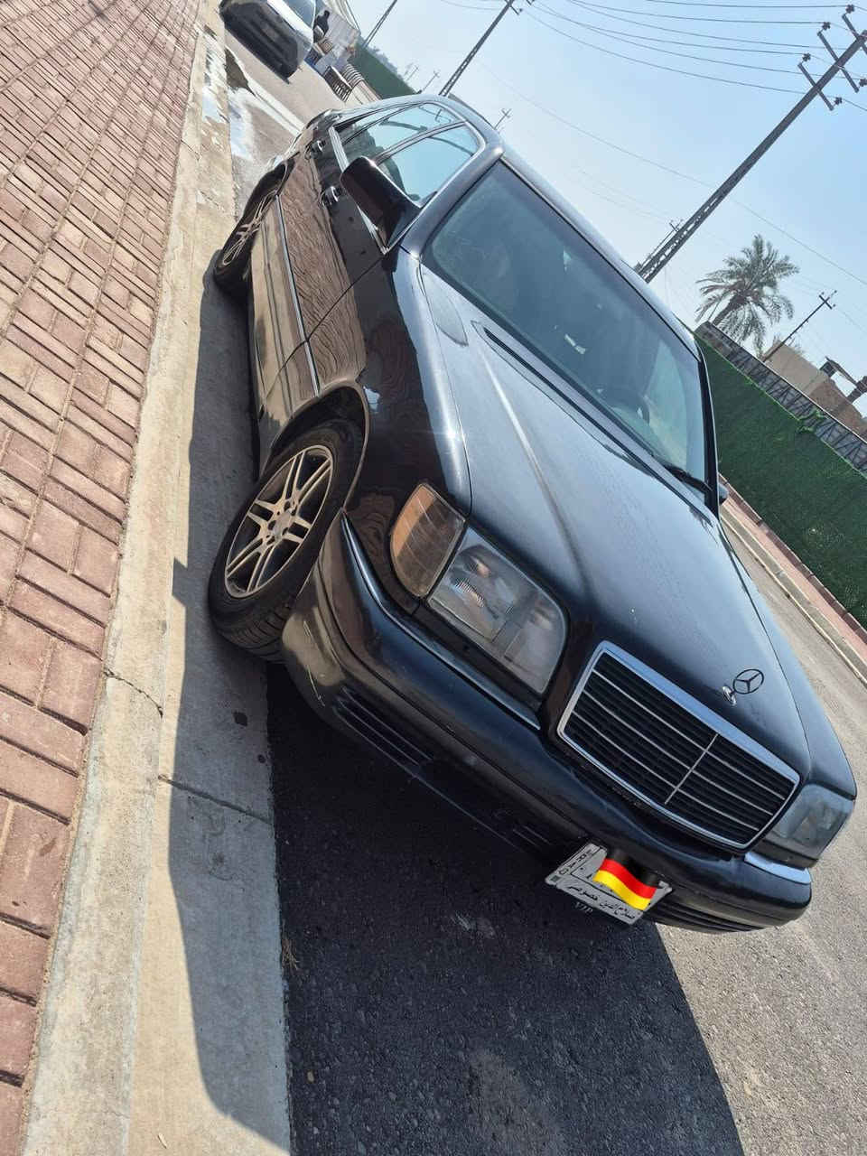 السلام عليكم ورحمة الله
شبح موديل 1996 
محرك 320 خراطيم
رقم صلاح الدين سنويه لغايه 2027 تحويل نفس اليوم
السيارة غرفتهة جديدة 
كير محرك خير من الله
عايزهة شويه ترتيب لان السيارة صارة فترة متركه 
السعر 60 وبيهة شويه مجال للطيبين واذا اكو مراوس بسيارة رئاسي 
مكان السيارة بغداد
رقم الهاتف
 ***********
