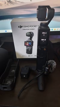 📸 DJI Osmo Pocket 3 Creator Combo  بوكيت 3 كومبو استعمال جدا قليل ( نض...