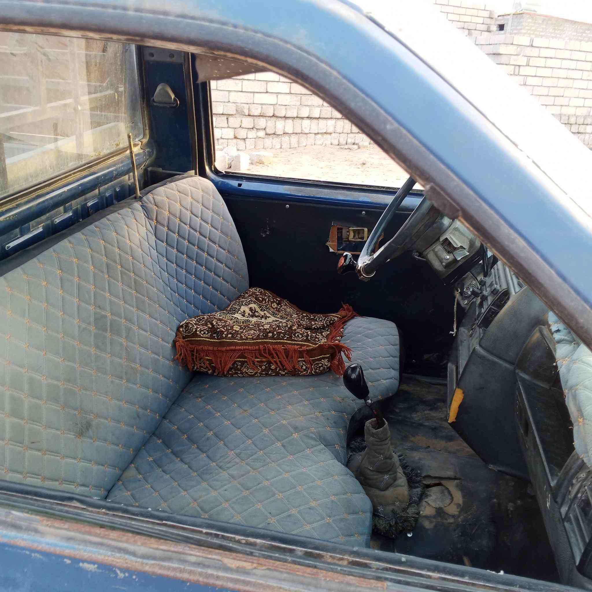 سلام عليكم سياره للبيع بكم سعر 9 بي مجال كير محرك شرط كله شغاله مراوس يرهم ***********
