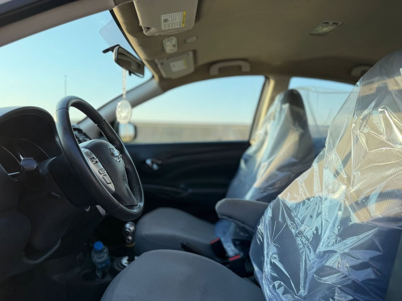 السلام عليكم 
للبيع نيسان فيرسا 
موديل:2017
ويل كروم 
شاشه+كامره
تحكم ستيرن جهتين 
بلاجكتور يدات نيكل 
رقم سليمانية سنويه جديد حد 2031
هزه جديد شرط تحويل او وكاله 
بطاقة بانزين موجود 
گير محرك بشرط 
جاملغ خلفي صبغ+نص باب خلفي سكن صبغ بلادي بدون تبديل قطع البلادي 
السعر:95$وبيها مجال 
رقم صاحب السيارة :***********
مكان السيارة كركوك
