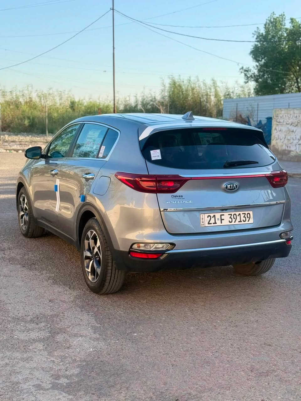 سبورتج 2020 مواصفات نص فول وارد أمريكي كفاله من الصبغ بيها مكانين بارد وسونار مرفق سياره مكفوله من الحادث جديده بمعنه الكلمه كفاله عامة وكهرباىيات على وضع شركة ماشية 66 الف حقيقي سياره جاهزه من كلش رقم سليمانية دولي وبسمي تحويل وكاله ثانيوم السعر 147 وبيها مجال بصيط العنوان بغداد رصافة لاستفسار ***********
