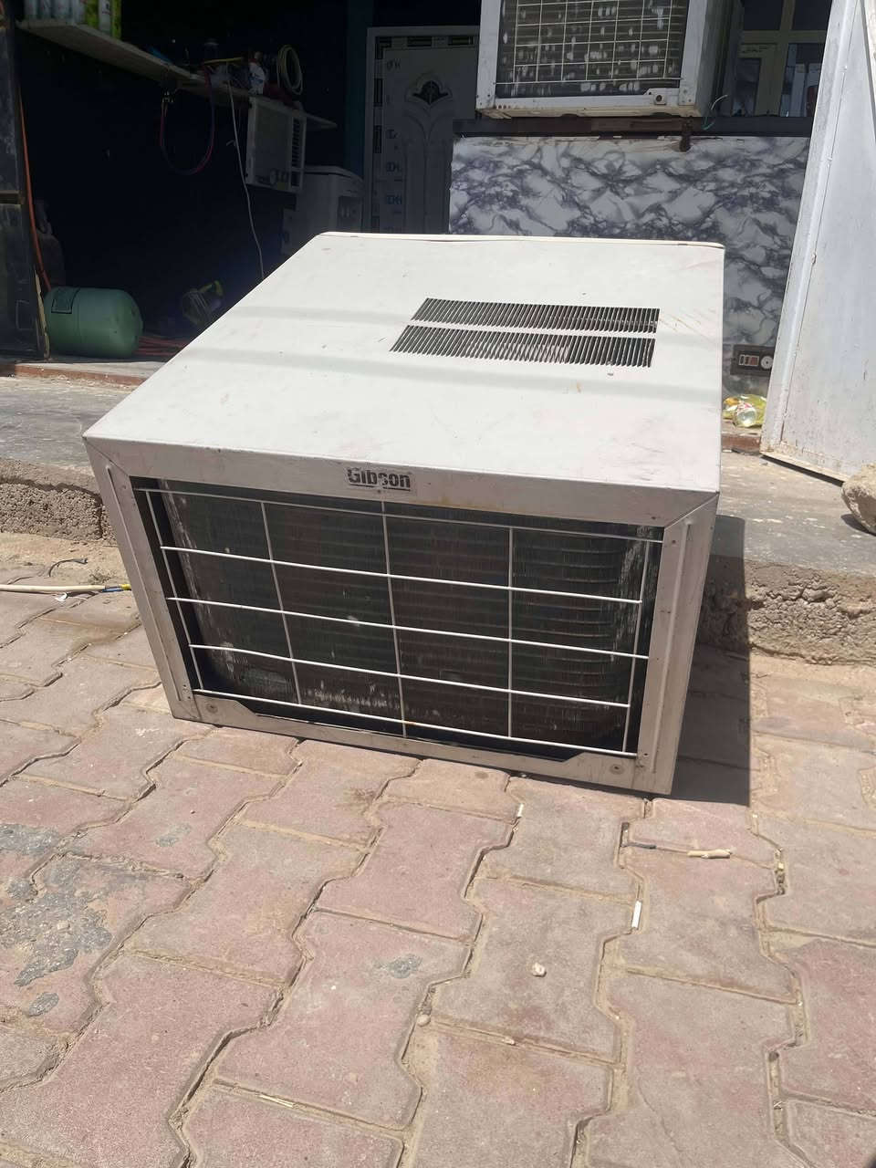 مكيف جبسون شغال طنين سعره 250الف شراي يراسلني ويدلل


**إذا كنت صاحب هذا الإعلان وتريد حذفه لأي سبب، رجاءا أرسل رسالة إلى الدعم الفني**
