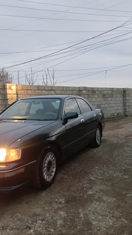 السلام عليكم سيارة بطه للبيع موديل 93 /رقم ديالى انكليزي مشروع وطني/  السعر (55وبيه مجال ) مكفوله من كص ونقل جثه 
شرط التحويل ثاني يوم / مصبوغه عام جماليه / تبريد شغال كهربائيات شغاله محرك 2500/ كير ومحرك جيد جداً/ 
مكان السياره صلاح الدين للاستفسار 
***********
*********** بغداد, العراق
