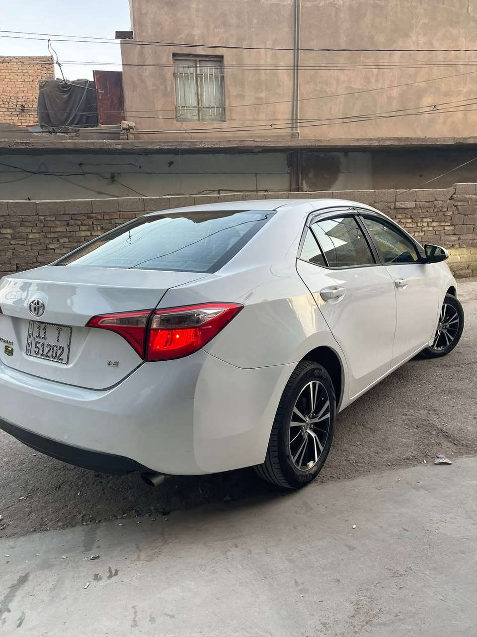 كورلا2017 وارد أمريكي 🇺🇸
فئة LE (Corolla)

ماشية: 182 ألف كم
رقم: بغداد بأسمي

✨ المواصفات ✨
 • محرك اقتصادي قوي وعملي
 • ويل كب
 • شاشة + بلوتوث
 • كاميرا خلفية
 • مثبت سرعة
 • تحكم بالستيرن
 
 • كشنات  ومخمل 
 • إنارة LED
 • وضعية S

🚗 السيارة جامرلوغ السكن تجاري
والباب بلادي شركة نفس الون
السعر133

📍 الموقع: ديالى بعقوبة 

📞 ***********

⚡ سيارة مرتبة وجاهزة
