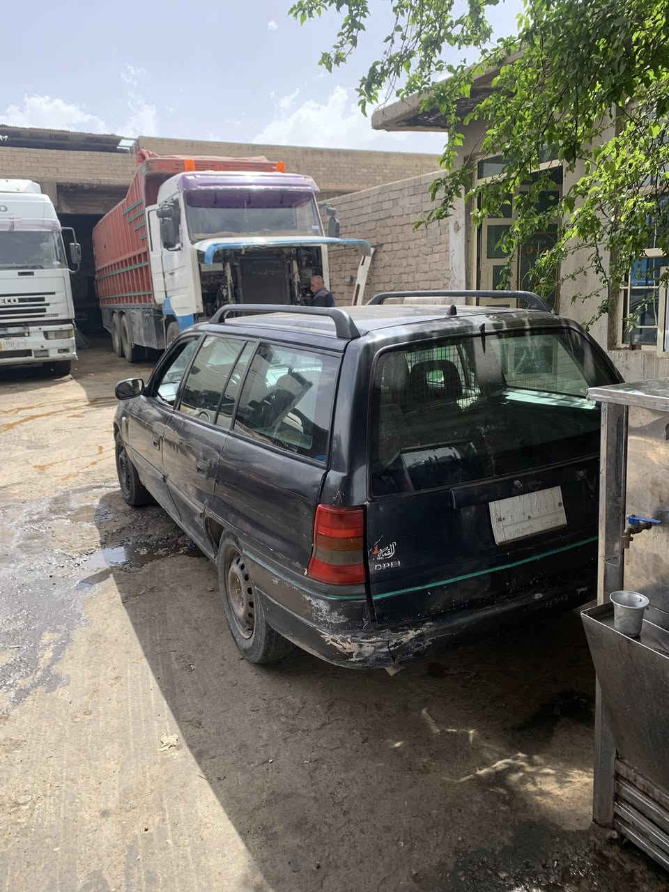 سلام عليكم استره ستيشن مديل ٩٧  مقفوله من صبغ ومن طخات شرط تحويل سعر مطلوب ٣٥ بيه مجال *********** رقم سياره بصره

