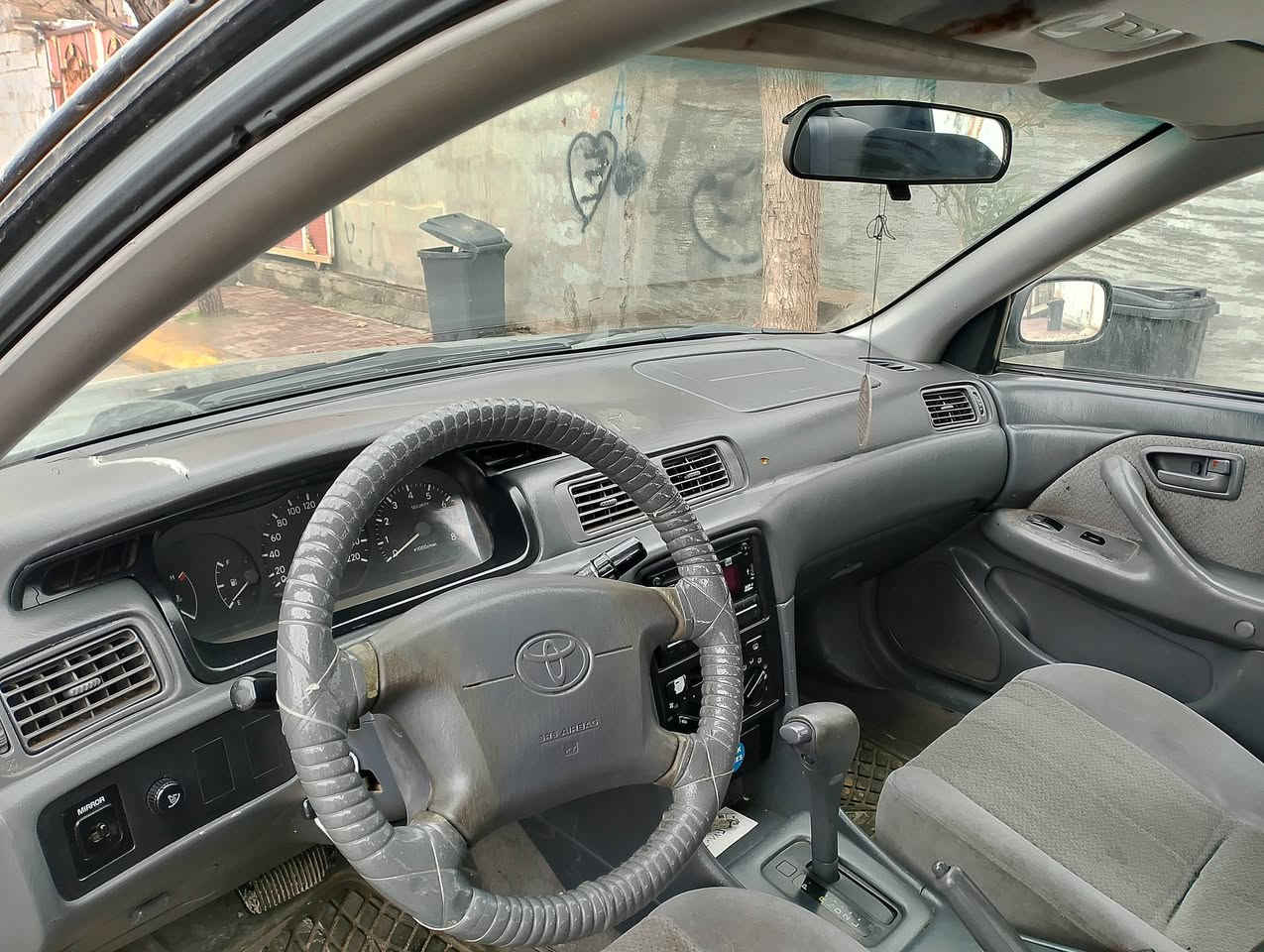 😮فرۆشتنی خێرا😮
😮تەنهاو تەنها 49گەڵا😮

تۆیۆتا کامری مۆدیل 2001
گێڕ تۆماتیک و تەبرید

ئاڕمی پلاستیکی دهۆک بەشەرتی غەرامە سەیتەرە مەفرەزە دایرەی مرور

حیزام بۆیاخە بۆ جوانی بە بێ مەعجون دەعمو لێدراوی نییە 

چوار جام کارەبا ئاوێنە کارەبا قوفڵ مەرکەزی 

چوار تایەی سفری بۆ بەستراوە ڕادێتەری لۆک تازە بەستراوە

گێڕو مەکینەو ئاڕم و ئاوەلیات بەشەرت

سەیارەکە هی ماڵی خۆمانە هەموو گیانی بەشەرت...

شوێن...هەڵەبجەی تازە

نرخ...تەنها 49

ژ.م...***********
***********
